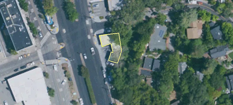 98 Sir Francis Drake Blvd