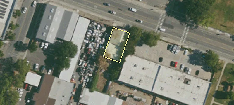 524 Broadway