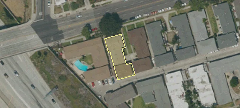 1136 Broadway