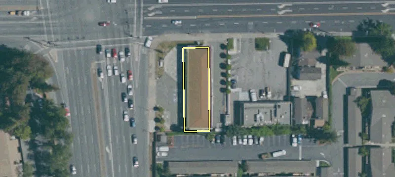 2455 Lawrence Expy