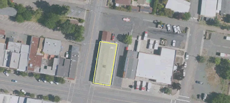 4010 Main St