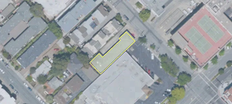 554 Walnut St