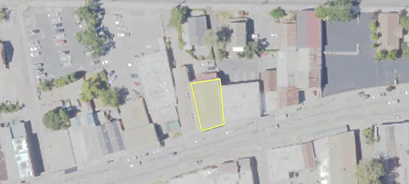 124 Main St