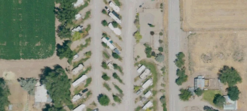 718-755 Hwy 395th E
