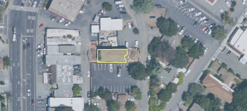 962 Acacia Ave