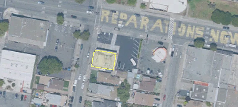 2500 Macdonald Ave