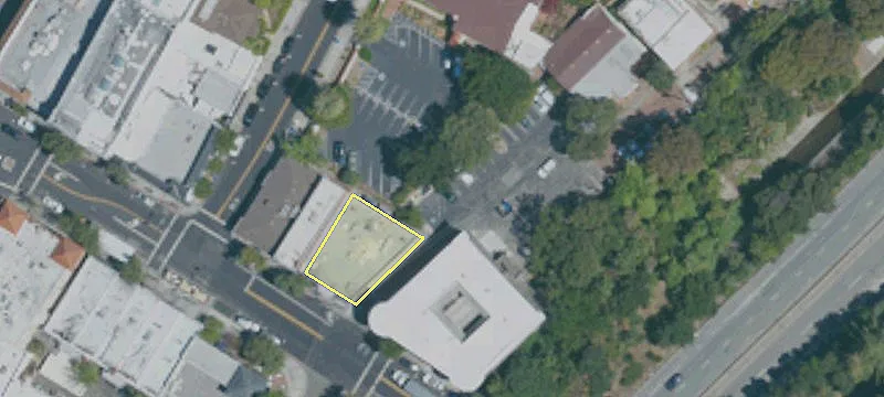 50 Main St