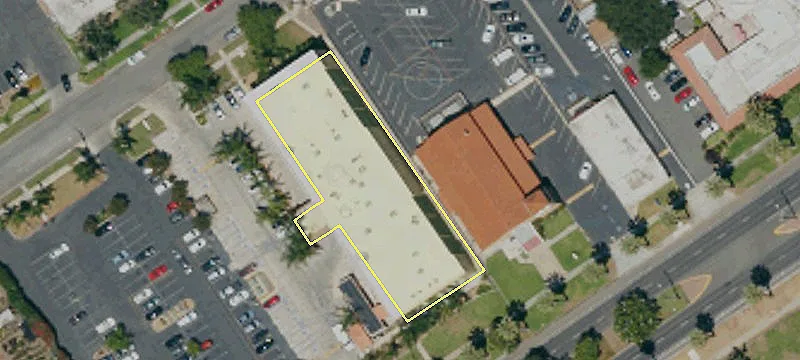9041 Magnolia Ave, Unit 4