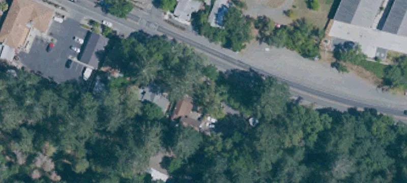 911 Foothill Blvd