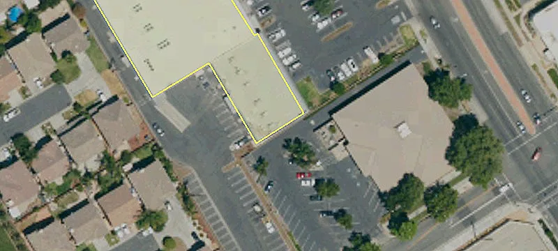 4650 La Sierra Ave