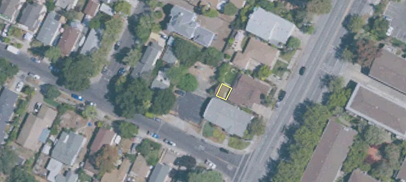 2128 University Ave