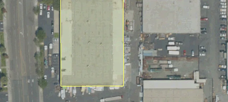 1431 Main St