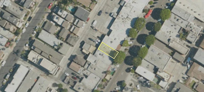 123 Main St