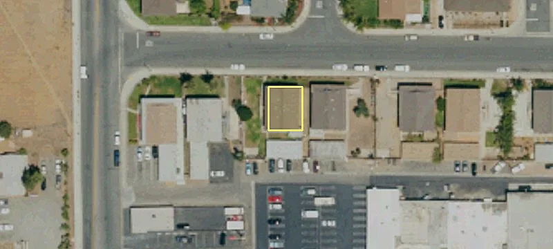 22537 Adrienne Ave