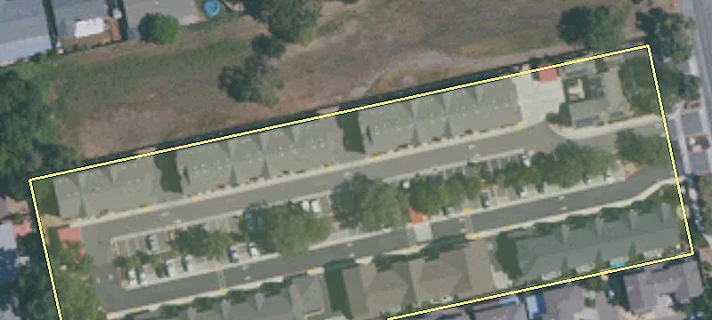 699 Cloverdale Blvd