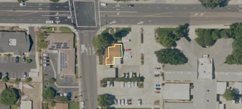 1048 Main St