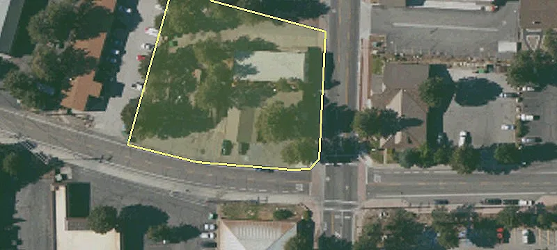 100 Old Mammoth Rd