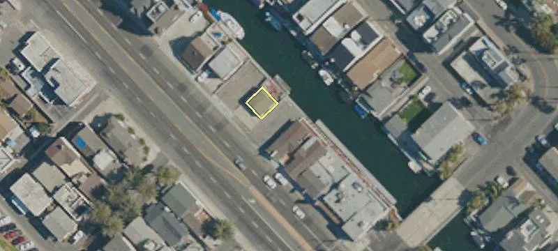 16792 Pacific Coast Hwy