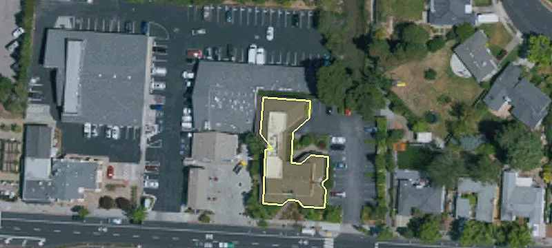 520 Tamalpais Dr