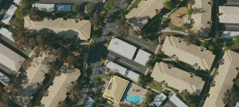 24850 Hancock Ave