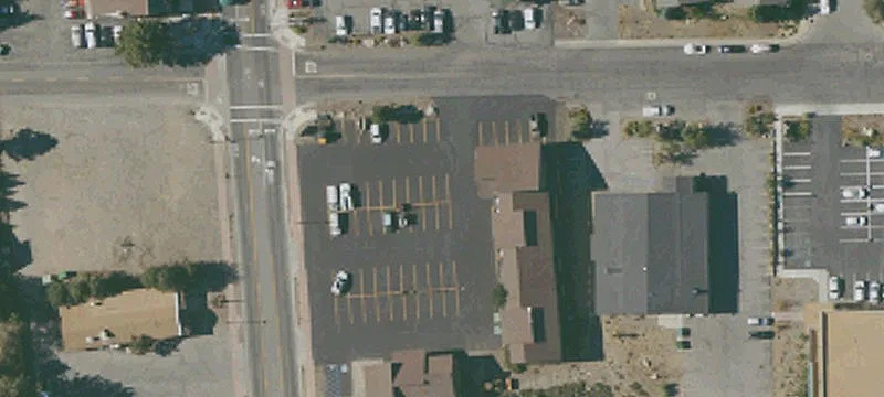 625 Old Mammoth Rd