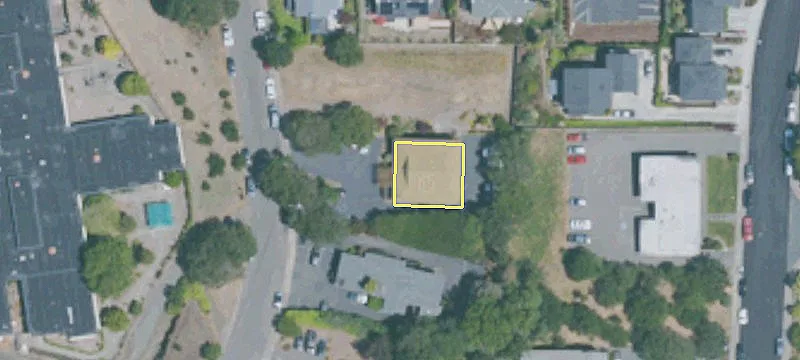 511 Hayes Ln