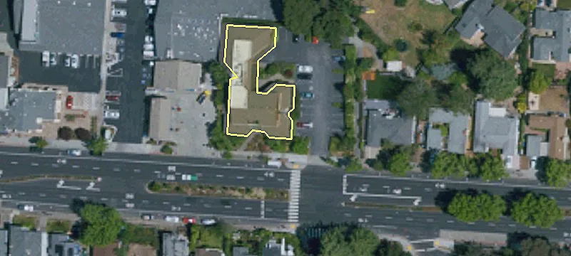 520 Tamalpais Dr