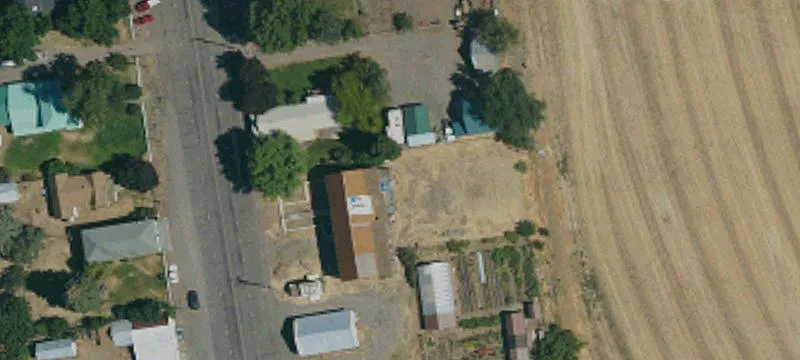 13750 Main St