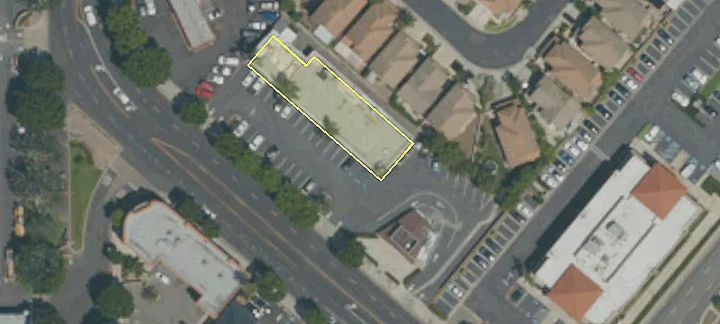 725 El Camino Real