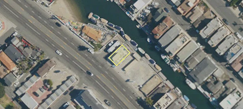 16732 Pacific Coast Hwy