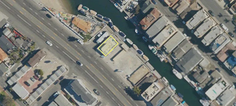 16735 Pacific Coast Hwy