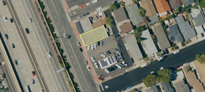 3300 El Camino Real