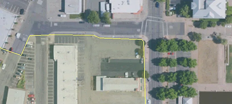 407 Main St