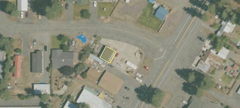 676 Main St