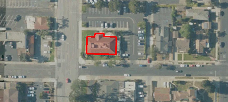726 Broadway