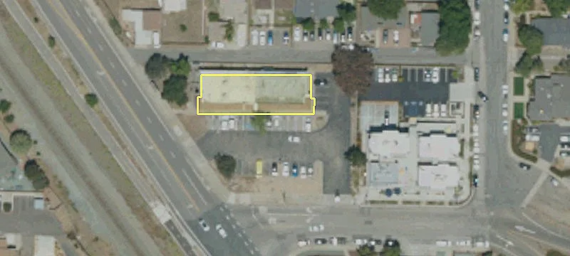 552 California Blvd