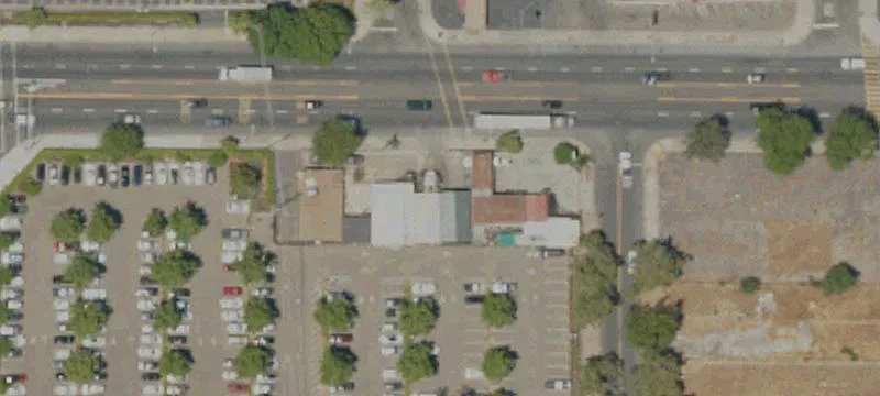 904 Yosemite Blvd