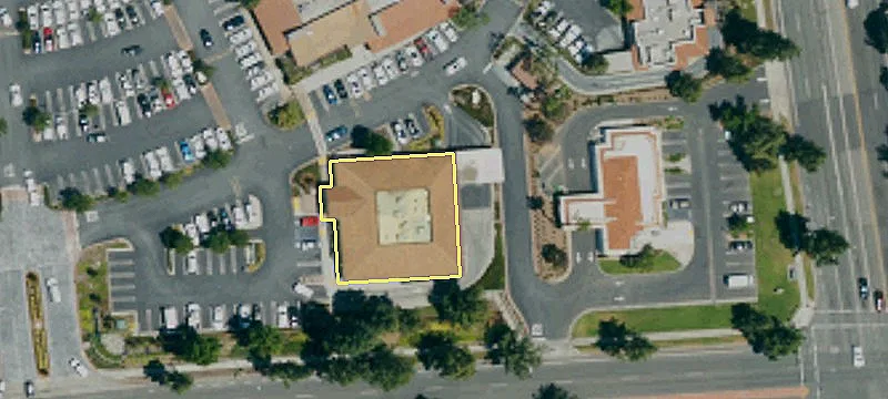 5225 Cyn Crst Dr