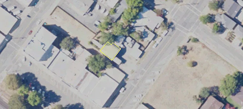 405 Main St