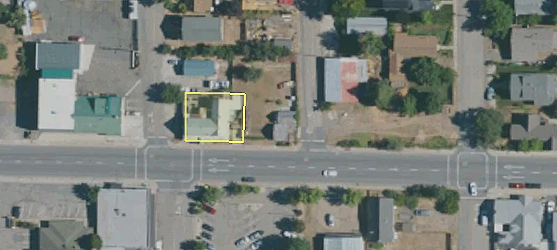 105 Leonard Ave