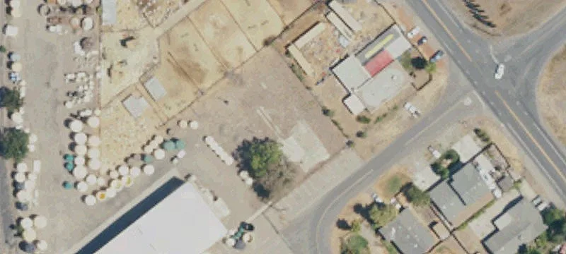 7645 Redwood St