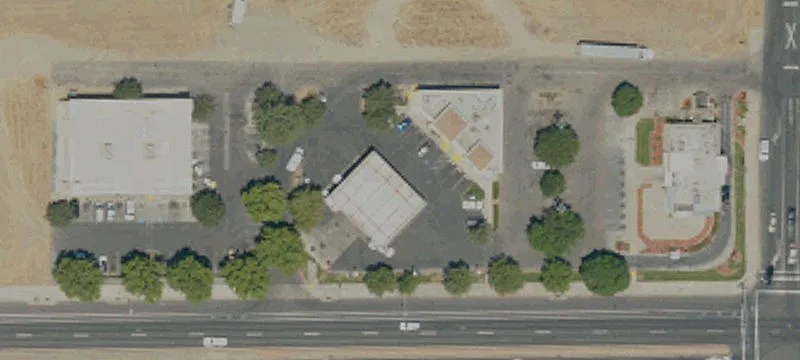 3401 Yosemite Blvd