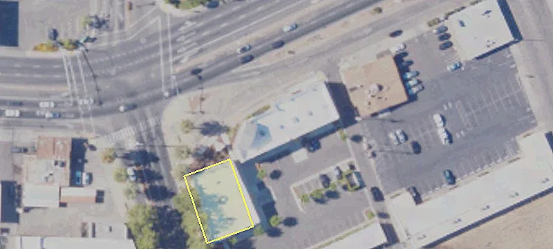444 Colusa Ave