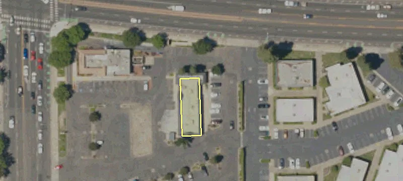 2020 Standiford Ave