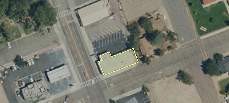 400 Main St