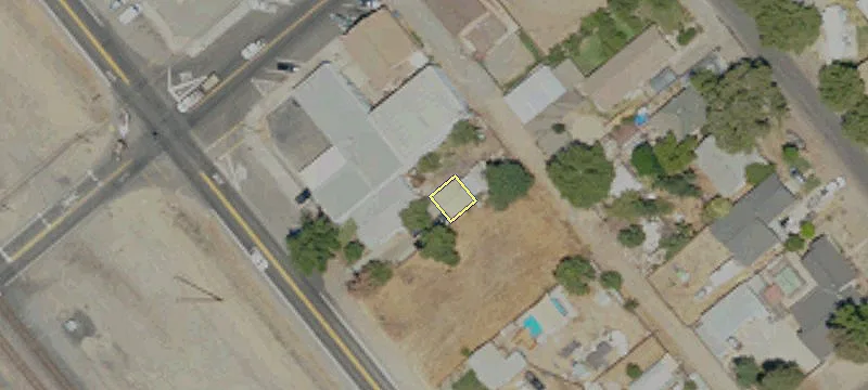 3640 Santa Fe Ave