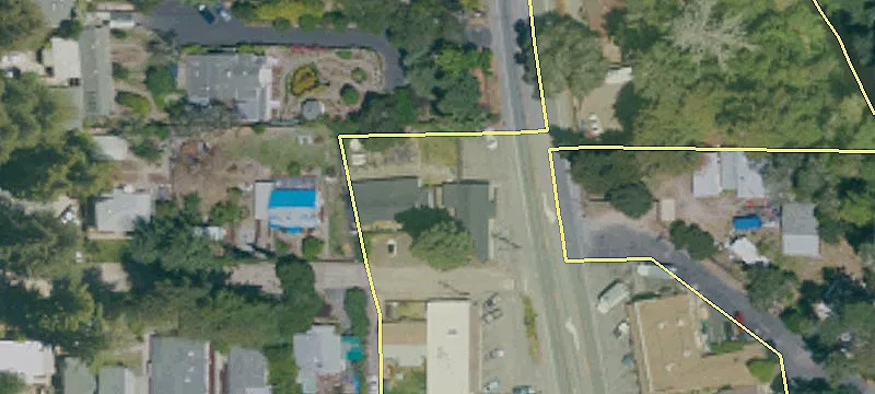 7985 Hwy 9th 9