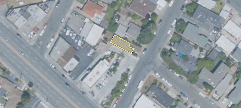 2693 El Camino Real