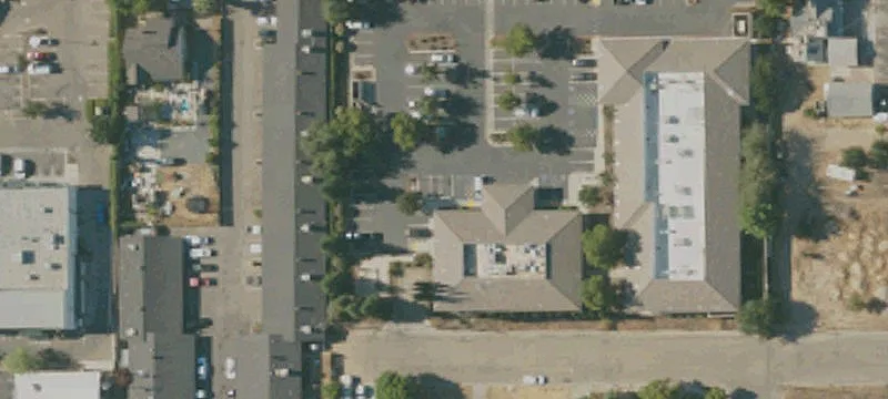 2517 Jensen Ave
