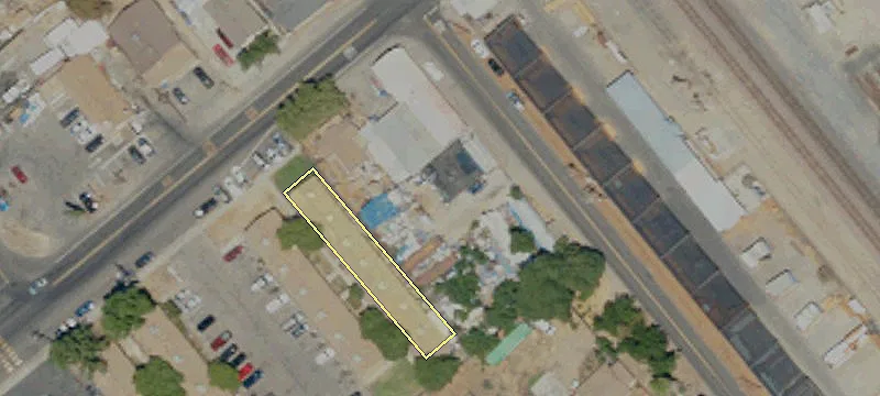 4448 Main St